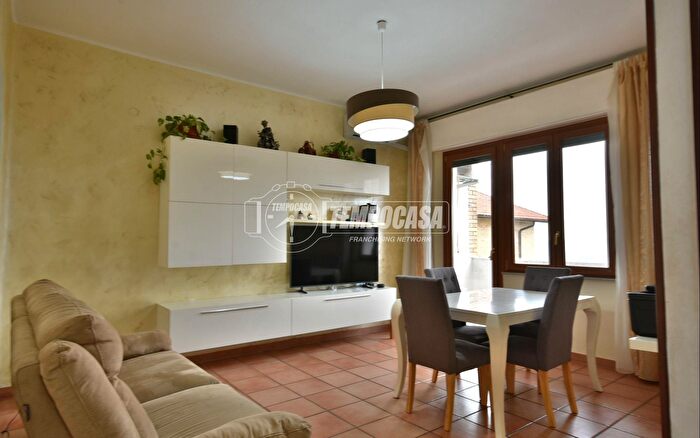 Appartamento quadrilocale in vendita in Via Recanati, Osimo