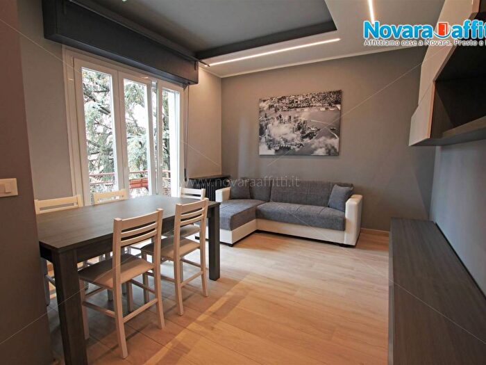 Appartamento bilocale in affitto in Via Monte Grappa, Porta Mortara, Novara