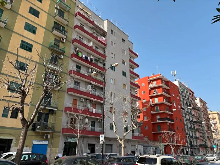 Appartamento bilocale in vendita in Via Aristosseno, Taranto