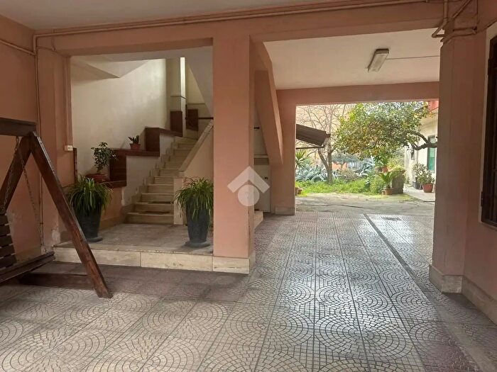 Appartamento con 6 locali in vendita in Viale Primavera, Villaricca