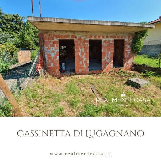Casa bilocale in vendita in Via Roma, Cassinetta Di Lugagnano