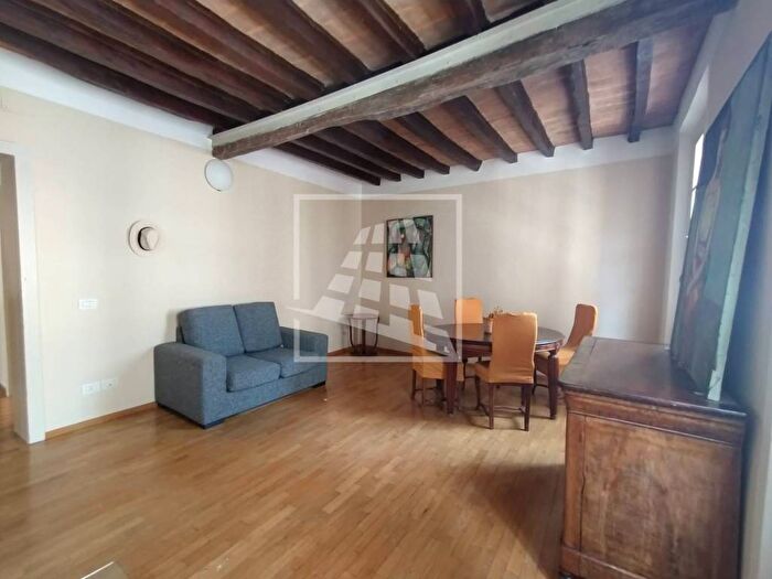 Appartamento trilocale in affitto in Piazza San Prospero, Centro Storico, Reggio Emilia