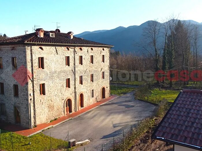 Appartamento con 5 locali in vendita in Piano di Coreglia Via del Molino, Coreglia Antelminelli