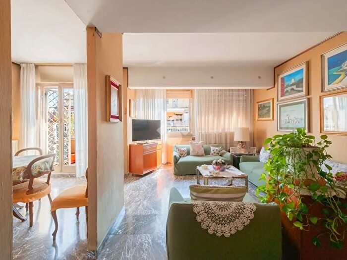 Appartamento quadrilocale in vendita in Via Filippo Marchetti, Roma