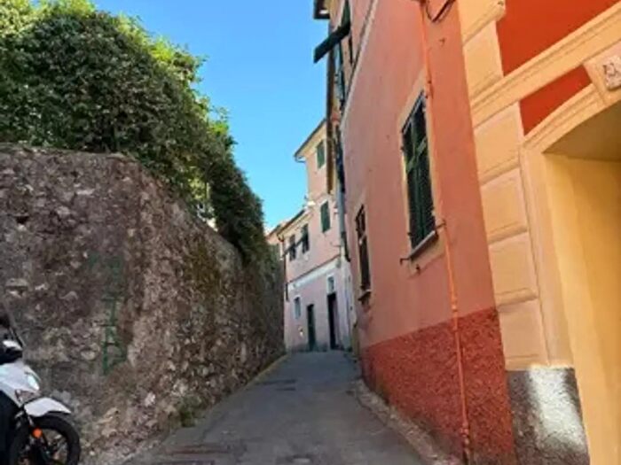 Appartamento bilocale in vendita in Via Antica Romana di Quinto, Genova