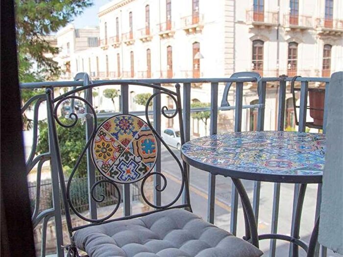 Appartamento bilocale in affitto in Umberto Ermocrate, Siracusa