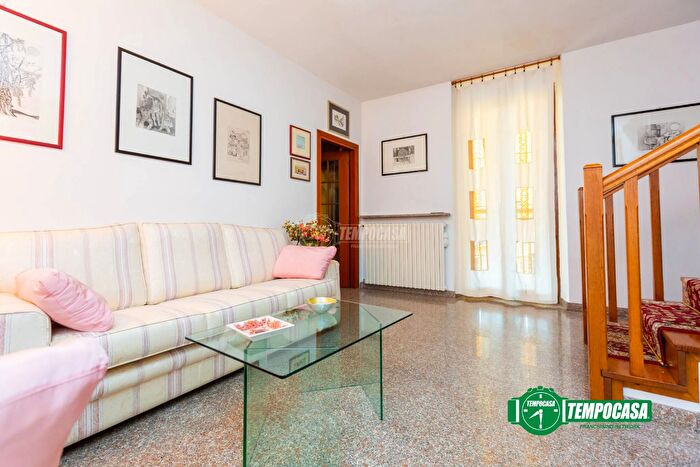 Appartamento con 5 locali in vendita in Via Milazzo, Busto Arsizio