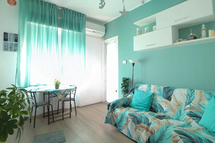 Appartamento bilocale in vendita in Via Trigno, Francavilla Al Mare