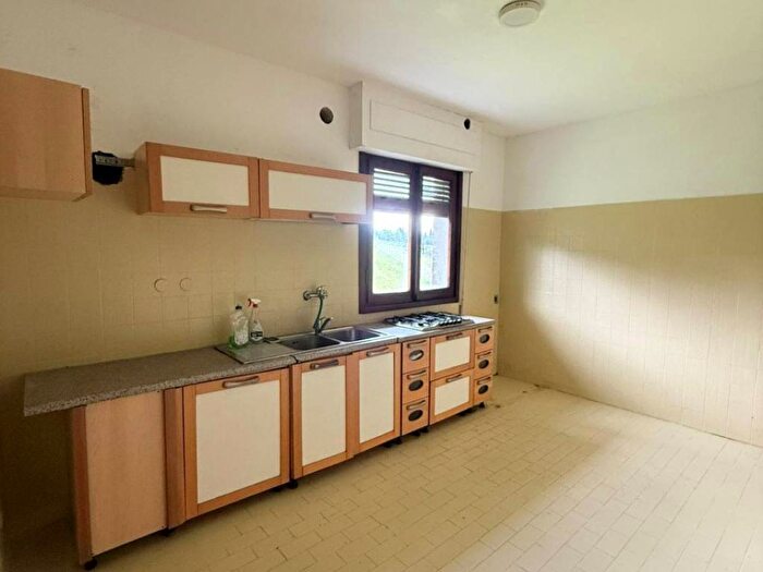 Appartamento con 5 locali in affitto in Via Lombarda, Centro, Poggio a Caiano