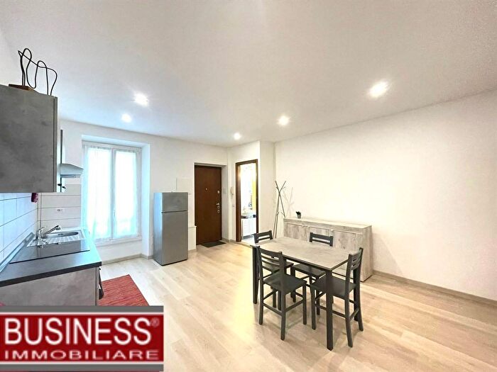 Appartamento bilocale in affitto in Piazza Santa Maria alla Fontana, Zara, Milano