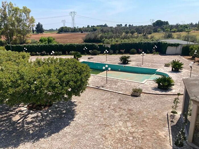 Casa quadrilocale in vendita in Cda Canali SN, Mesagne