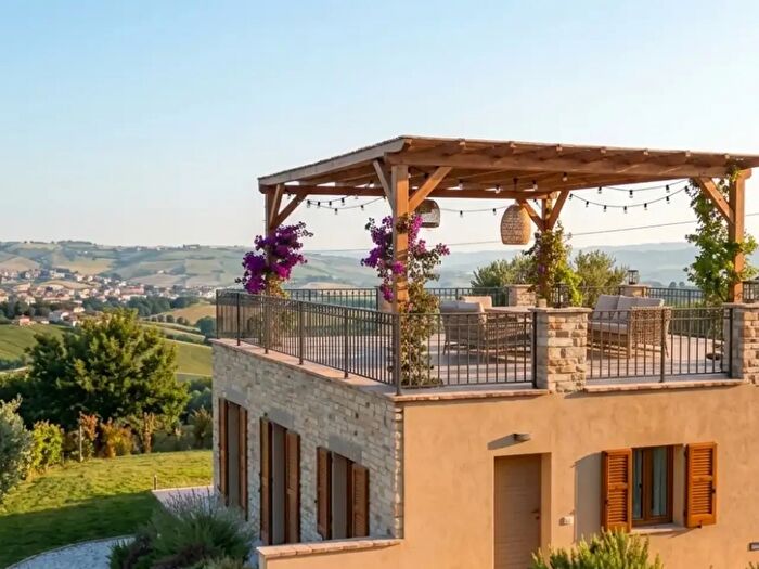 Casa quadrilocale in vendita in Via Galileo Galilei, Macerata