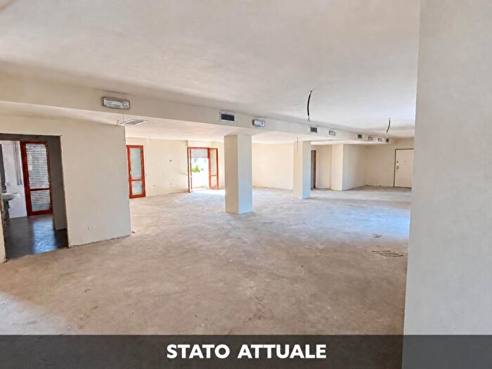 Appartamento con 5 locali in vendita in Pontedera, Oltrera