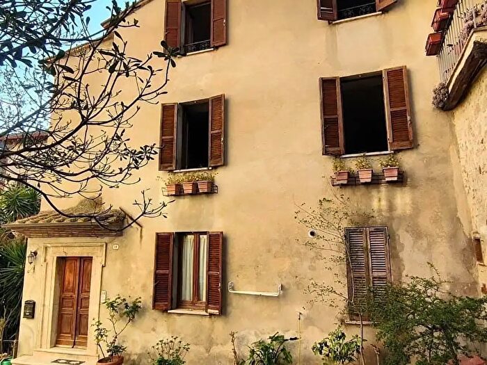 Appartamento con 6 locali in vendita in Rimembranze, Amelia