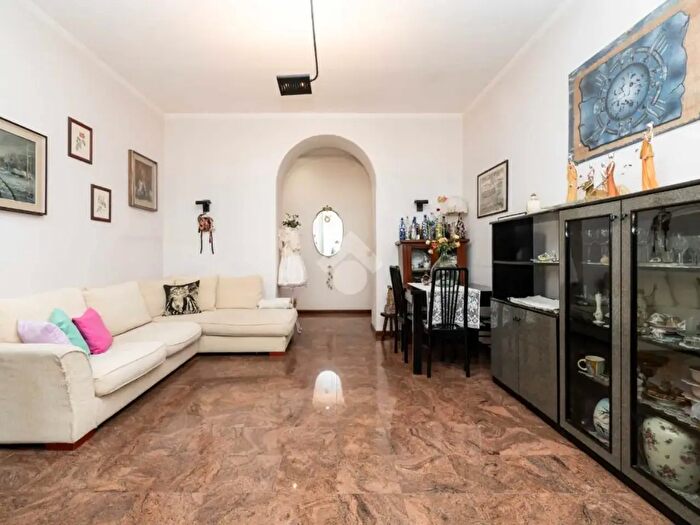 Appartamento quadrilocale in vendita in Viale Monte Nero, Milano