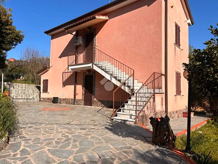 Appartamento quadrilocale in vendita in Via Antoniana, La Spezia