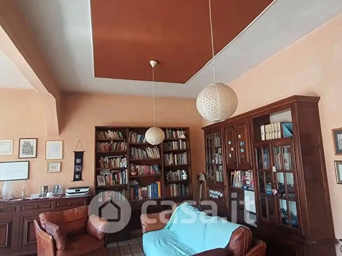 Casa con 10 locali in vendita in Panicale