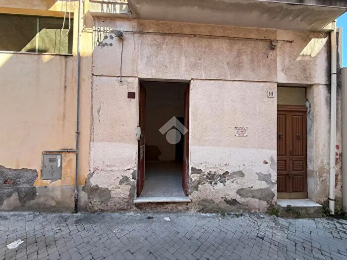 Casa bilocale in vendita in Via La Vie Fuille, Riposto