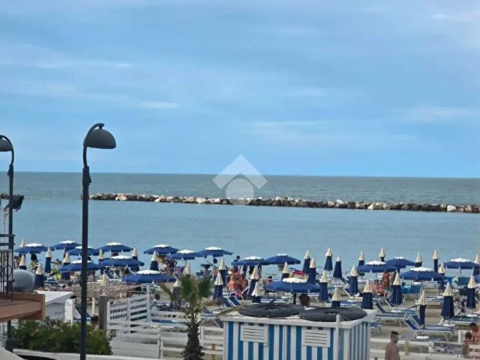 Appartamento trilocale in vendita in BellariaIgea Marina