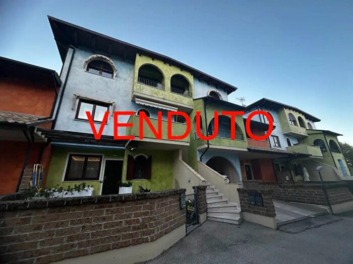 Appartamento con 6 locali in vendita in Via Grasceta, San Salvo