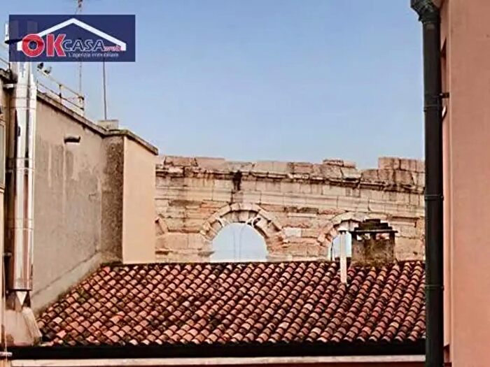 Appartamento con 5 locali in vendita in Via San Nicolo, Verona