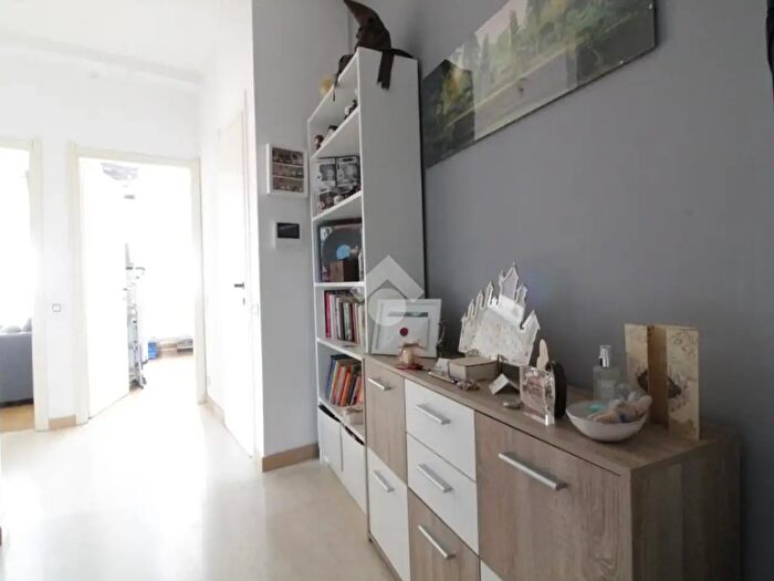 Appartamento trilocale in affitto in Via Giuseppe Garibaldi, Lodi