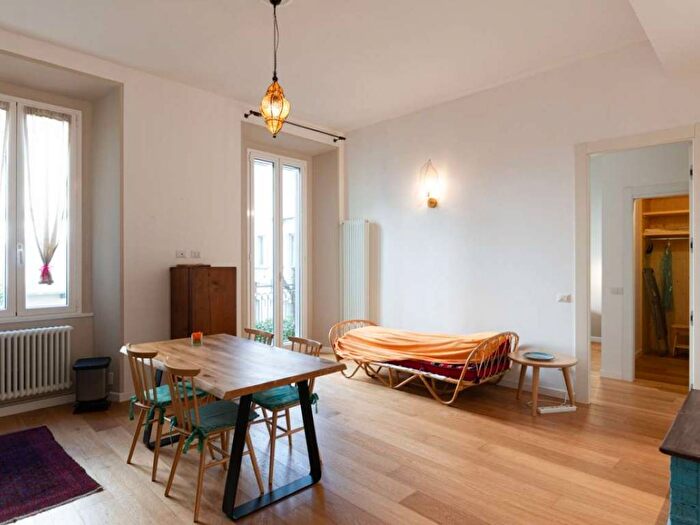 Appartamento bilocale in affitto in Via Castel Morrone, Indipendenza, Milano