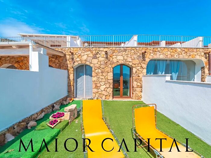 Casa trilocale in vendita in San Teodoro