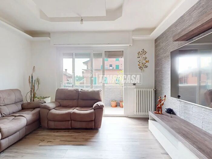 Appartamento quadrilocale in vendita in Via Filippo Gerbino, Lentate Sul Seveso