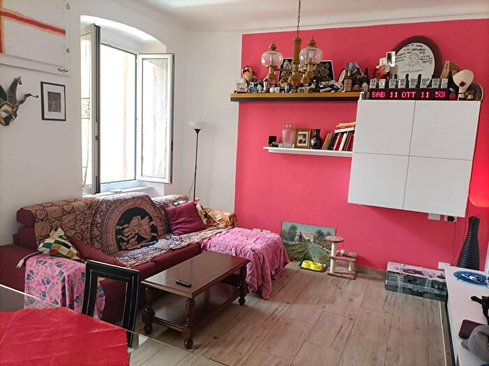 Appartamento con 5 locali in vendita in Via Carlo Rolando, Genova