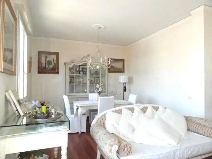 Appartamento con 5 locali in vendita in Via Teodulo Mabellini, Firenze