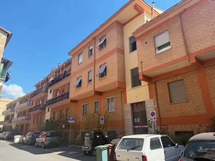 Appartamento trilocale in vendita in Vicolo degli Olmi, Castel Madama