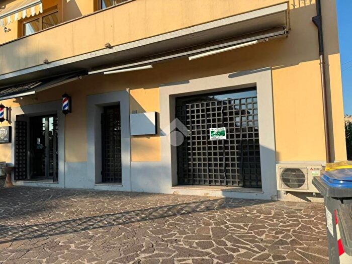 Appartamento monolocale in affitto in Via Centrale Umbra, Centro, Spello