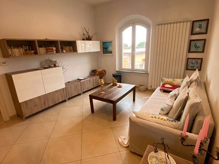 Appartamento quadrilocale in affitto in Pietrasanta