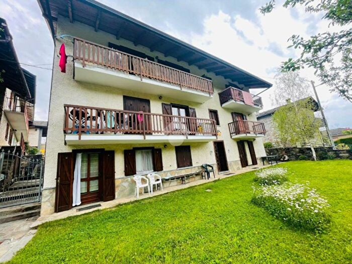 Case in Vendita e in Affitto - 3