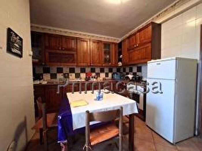 Appartamento con 6 locali in vendita in Piazzale Francia, Carpi