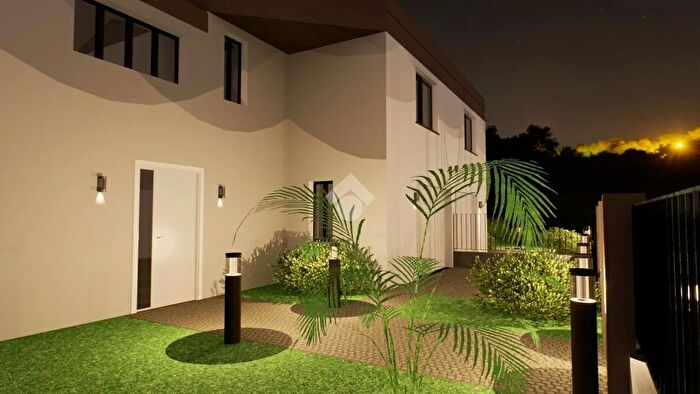 Casa con 5 locali in vendita in Via Ponchielli, SantIlario DEnza