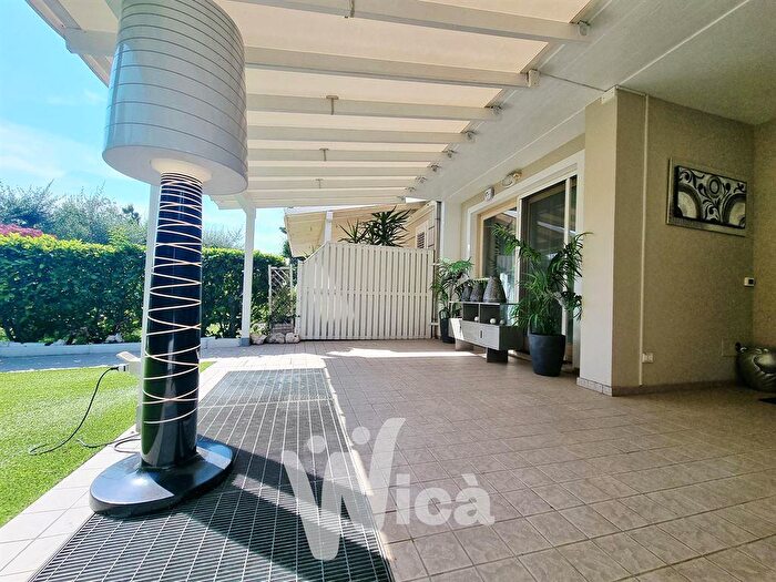 Casa quadrilocale in vendita in Cervia