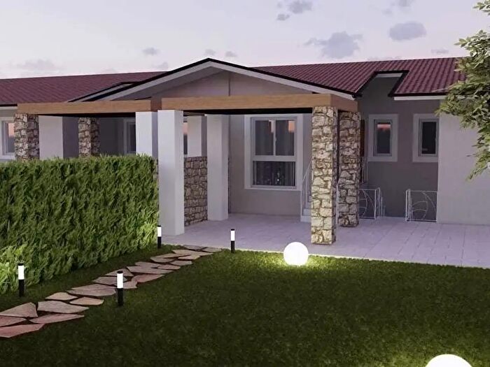 Casa con 9 locali in vendita in Via Terracina, San Felice Circeo