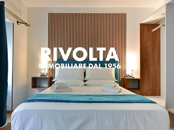 Appartamento con 5 locali in affitto in Via Baldo degli Ubaldi, Roma