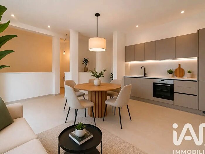 Appartamento quadrilocale in vendita in Via Vittorio Veneto, Villanova D'Albenga