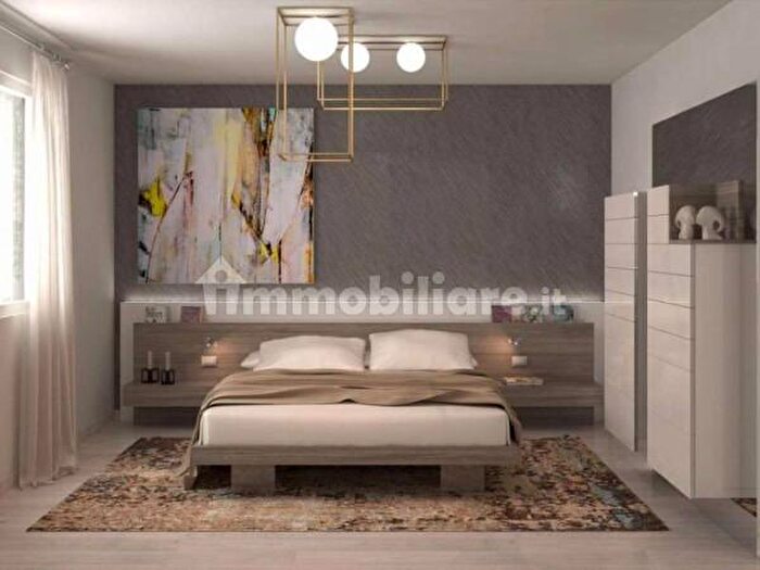 Casa con 6 locali in vendita in Via Francesco De Sanctis, Reggio Emilia