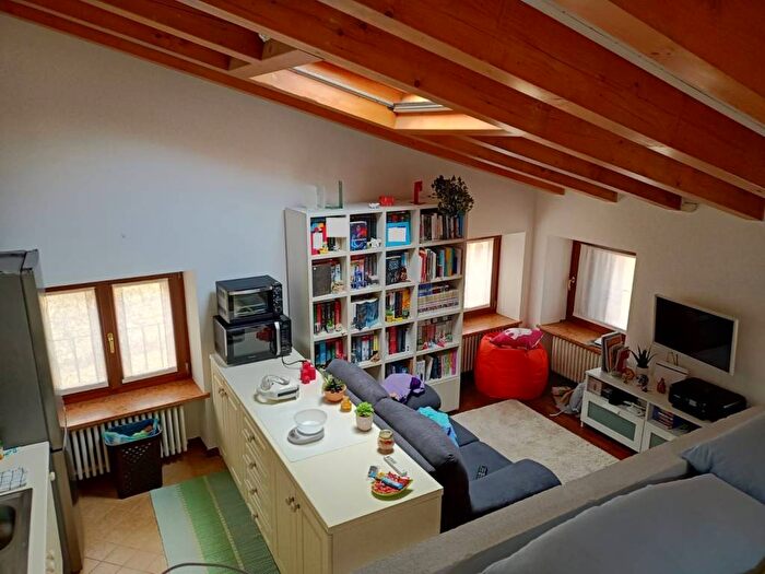 Appartamento monolocale in affitto in Via Sottocastello, Poiano, Verona