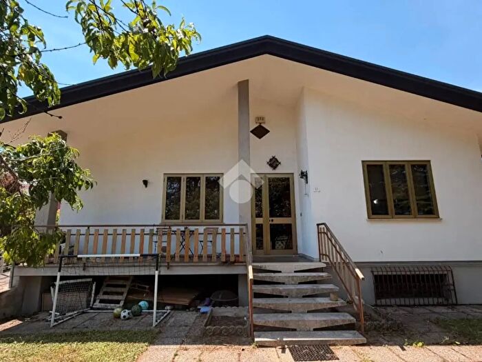 Casa con 5 locali in vendita in Via Ceolini, Porcia