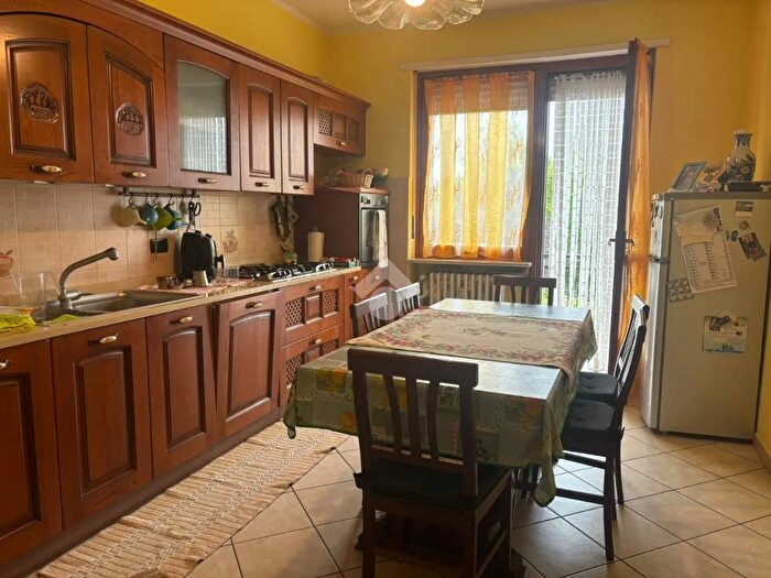 Appartamento trilocale in vendita in Via Circonvallazione, Feletto