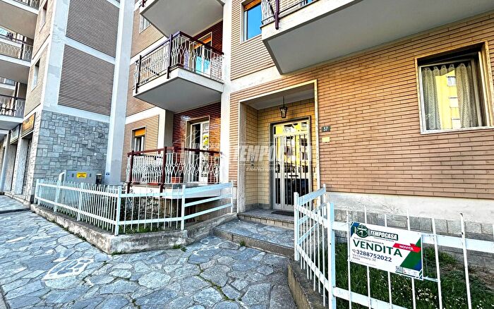 Appartamento quadrilocale in vendita in Via Chavanne, Aosta