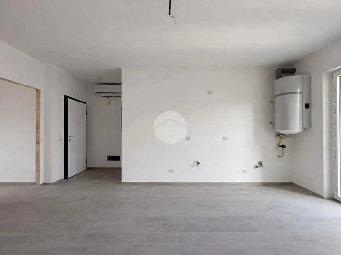 Appartamento bilocale in vendita in Via Roma, Castelli Calepio