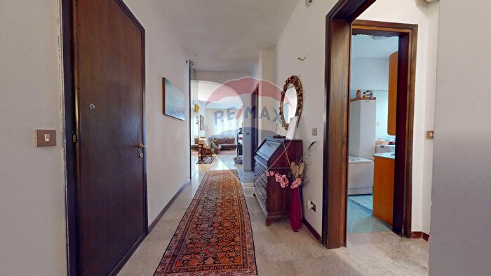 Appartamento trilocale in vendita in Padova