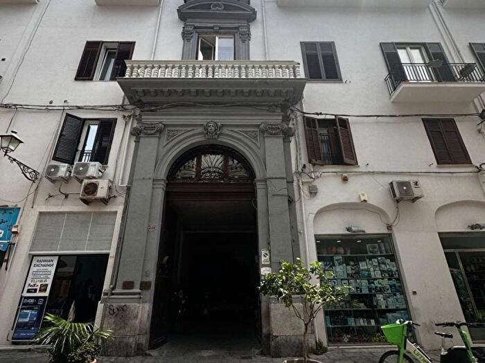Appartamento bilocale in affitto in Via Maqueda, Castellammare, Palermo