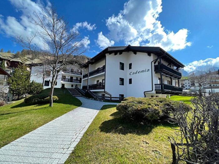 Appartamento bilocale in affitto in San Cassiano, Badia